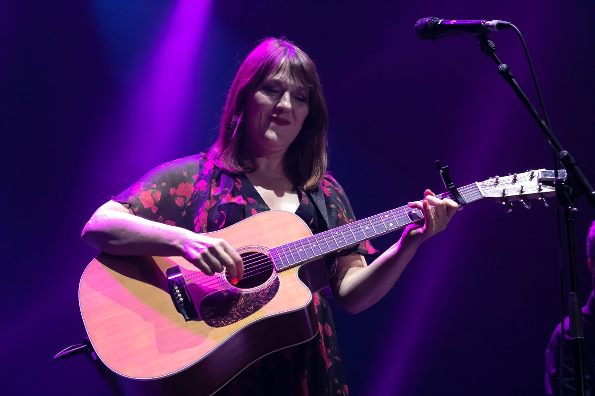 EnMarchaMusicaX's tweet photo. La sexta edición de la gala benéfica de la Fundación Sesé, que contó con la participación de India Martínez, DePol y María José Hernández, logró recaudar 16.450 € destinados a brindar alimentos a 200 bebés aragoneses.
Leer noticia⤵️ 
https://t.co/DM31UMKbJ5 https://t.co/E8uvpBTNWi