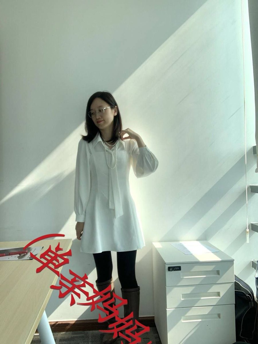 ButlerBran50726's tweet photo. 今天的☀️真的好大，内搭外穿正合适 https://t.co/6Vp3zOEoke