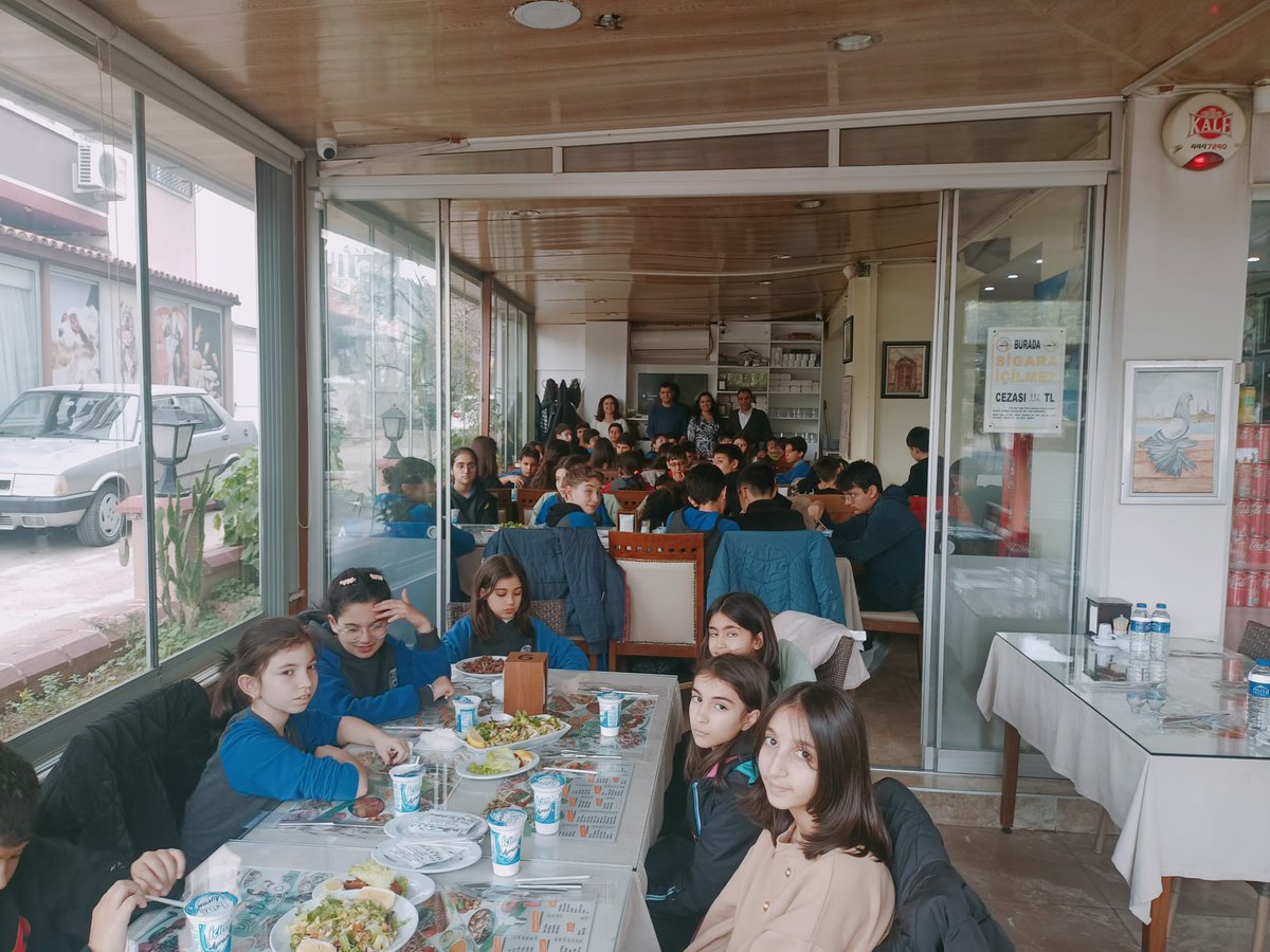 19 Aralık 2023 tarihinde Gaziemir ilçe genelinde yapılan Kitap Okuma Yarışması'nda okulumuzda her sınıf düzeyinde (ilk on )dereceye giren öğrencilerimizle öğle yemeğinde buluştuk. 
<a href="/yahsiomer/">Dr. Ömer YAHŞİ</a> <a href="/izmir_ilmem/">İzmir İl Milli Eğitim Müdürlüğü</a> <a href="/OGNDERSE/">OGÜN DERSE</a> <a href="/gaziemir_mem/">Gaziemir Mem</a> <a href="/rsmckmk/">Rasim Çakmak</a>