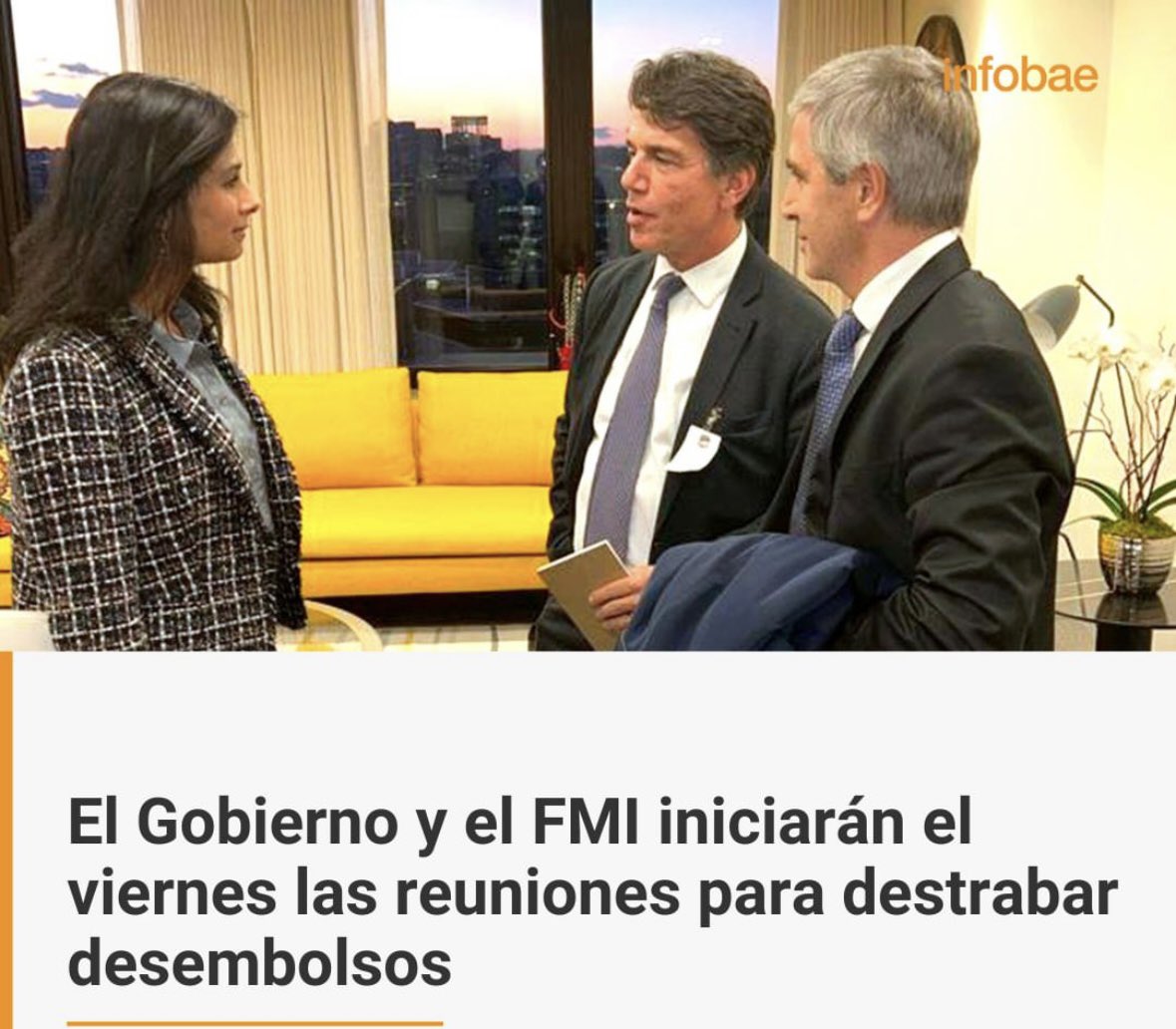 O sea digamos, Milei que venía a bajar gasto y a desendeudar, le va a pedir más plata a los comunistas del FMI. Por supuesto, siguiendo la política y las directivas de Mauricio Macri que es quien arruinó al país metiendo de vuelta en 2018 al FMI para esclavizarnos.