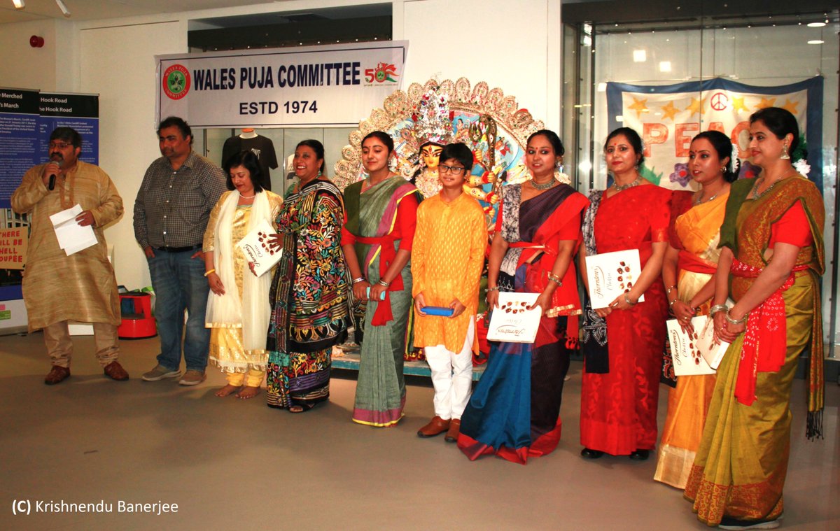 TheCardiffStory's tweet photo. Yn 2023 cynhaliodd Amgueddfa Caerdydd ddathliadau 50 mlynedd Gŵyl Durga Puja Puja Pwyllgor Puja Cymru yng Nghaerdydd a oedd yn cynnwys crefftau plant #StoriCaerdydd2023 @PujaWales @KidsinMuseums #kidsinmuseums https://t.co/kl7LHN1pZ0