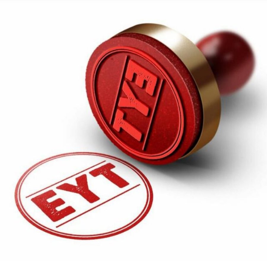 Aylardır aldığı maaşla geçinemediğini ifade eden ve sesi duyulmayan kızgın ve kırgın EMEKLİ;

MİLLİ İRADE olarak da Sandıkta cevabını Net olarak verecektir

#EmekliyiYokSayanaOyYok
#5BinVeKısmiÇözümBekliyor
#Emekliler #SeyyanenZam
OY MOY YOK  #enflasyon
TÜİK ENAG