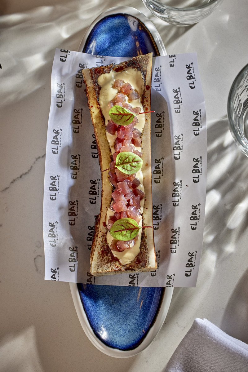 PacoMoralesBar's tweet photo. Otra locura genial ๐ฅ
TUรTANO DE VACA
tartar de atรบn, almendra y granos de mostaza
.
Another crazy cool ๐ฅ
BEEF BONE MARROW
tuna tartare, almond, mustard grains
ใฐ๏ธ ใฐ๏ธ ใฐ๏ธ
Reservas ๐ 957 977 421
ใฐ๏ธ ใฐ๏ธ ใฐ๏ธ
๐๐น ๐๐ฎ๐ฟ ๐ฑ๐ฒ ๐ฃ๐ฎ๐ฐ๐ผ ๐ ๐ผ๐ฟ๐ฎ๐น๐ฒ๐
#ElBardePaco #bardePM https://t.co/WItgjuWbQG