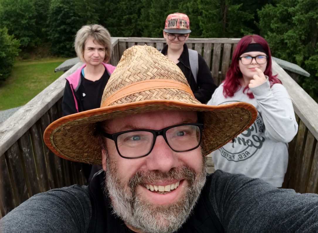 Pět let se s pěti lety sešlo... aktualizoval jsem svoji profesní a osobní vizitku na marcelkupka.cz