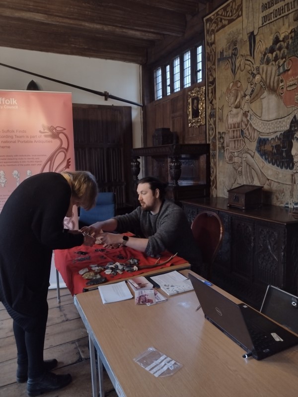 Job Vacancy: Finds Liaison Officer
Deadline:14th January 2024  
Help deliver archaeological finds recording, as one of the Suffolk Finds Recording Officers, who are part of the national Portable Antiquities Scheme.

Apply here-
suffolkjobsdirect.org/#en/sites/CX_1…

@findsorguk