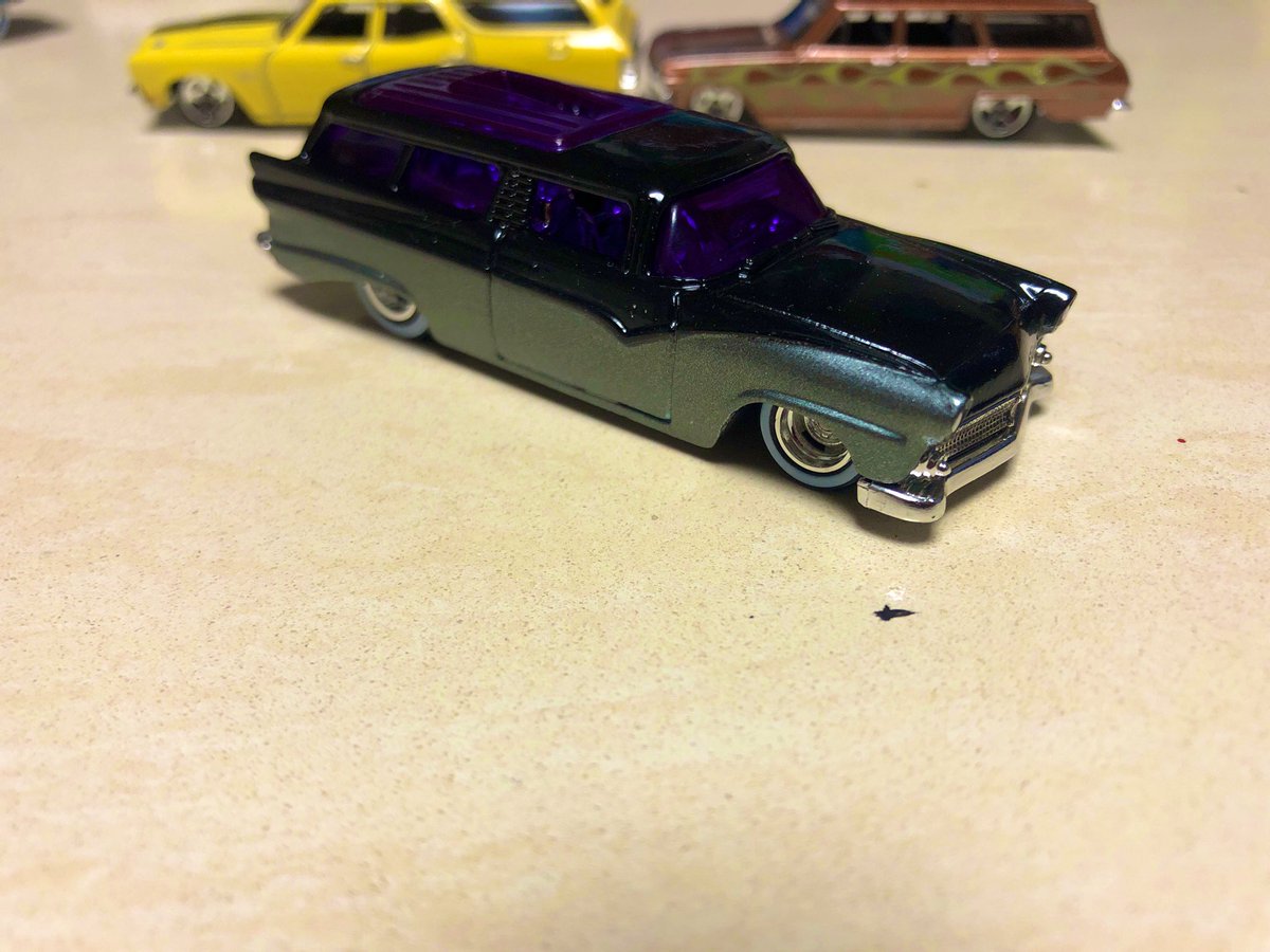 porschegmbh's tweet photo. #ホットウィール  #HotWheels  #8crate HW 8Crateをリアルライダー化とスラッシュカットマフラー新設
ミッドマウントのv8が見えないのが残念 https://t.co/egsFlbjwjK