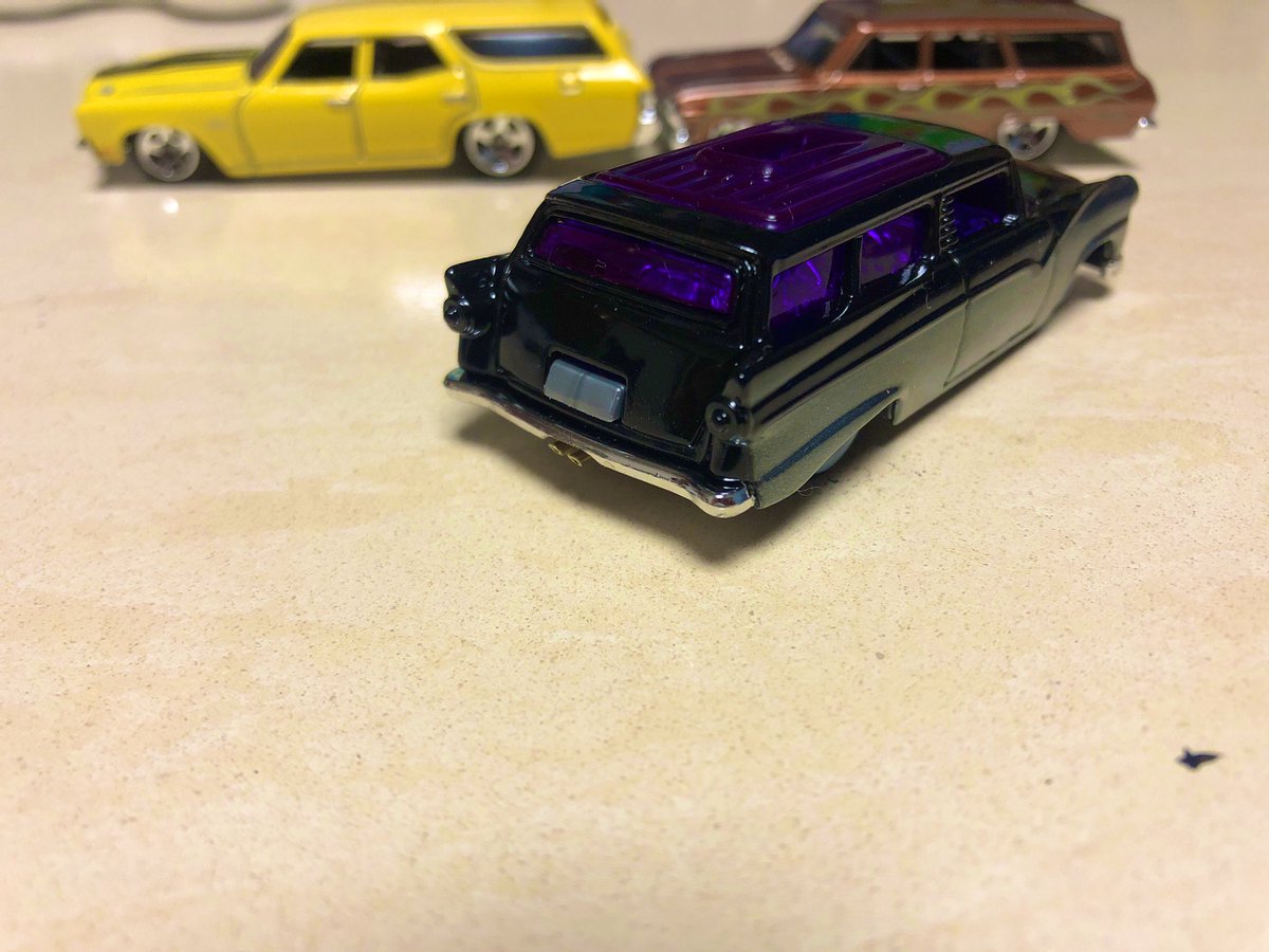 porschegmbh's tweet photo. #ホットウィール  #HotWheels  #8crate HW 8Crateをリアルライダー化とスラッシュカットマフラー新設
ミッドマウントのv8が見えないのが残念 https://t.co/egsFlbjwjK