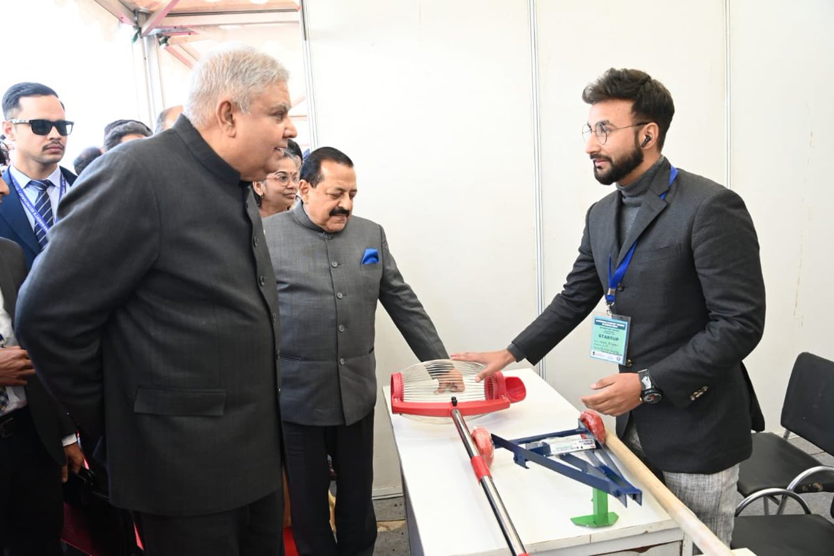VPIndia's tweet photo. Hon'ble Vice-President, Shri Jagdeep Dhankhar inaugurated the Biotech Startup Expo on “Emerging Startup Trends in North India” in Kathua, Jammu &amp; Kashmir today. @DrJitendraSingh @DBTIndia @BIRAC_2012 https://t.co/tBZ5ShrDzP