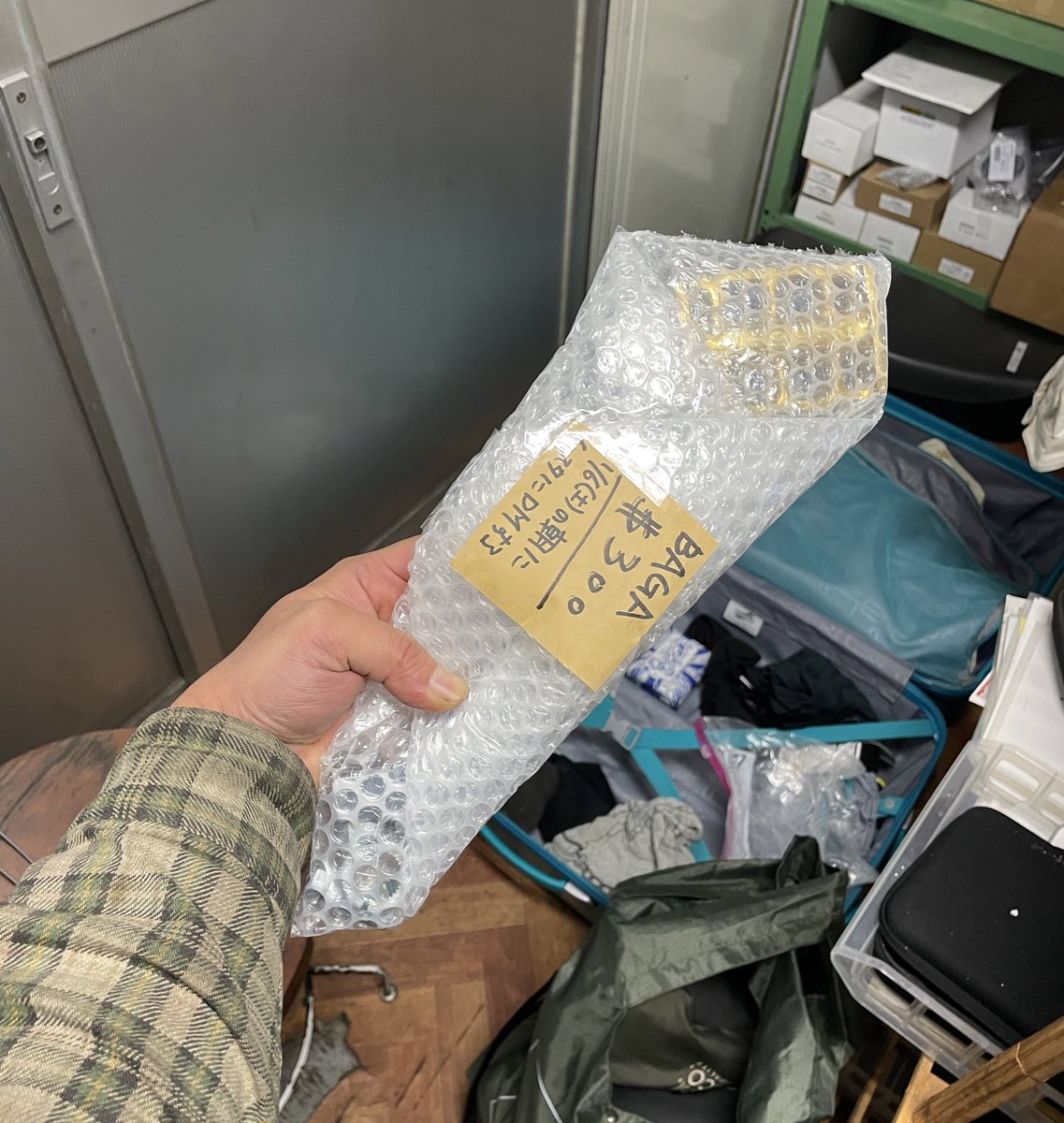 2persenter's tweet image. SR用のブラスキックペダル、シンガポールのWicked wallop出展車両に取り付けたいからって、現地のビルダーさんから出発直接のオーダー。当日ショー会場で組み付けしてもらいます😊
世界中で部品使ってもらえてほんとうれしい🙏

#2percenter #ツーパーセンター #thewickedwallop #wickedwallop