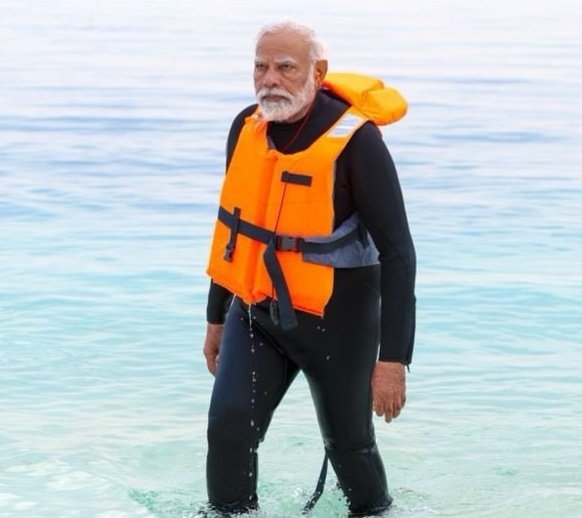 AdvNivedida's tweet image. Picture of the day #PMModiInLakshadweep