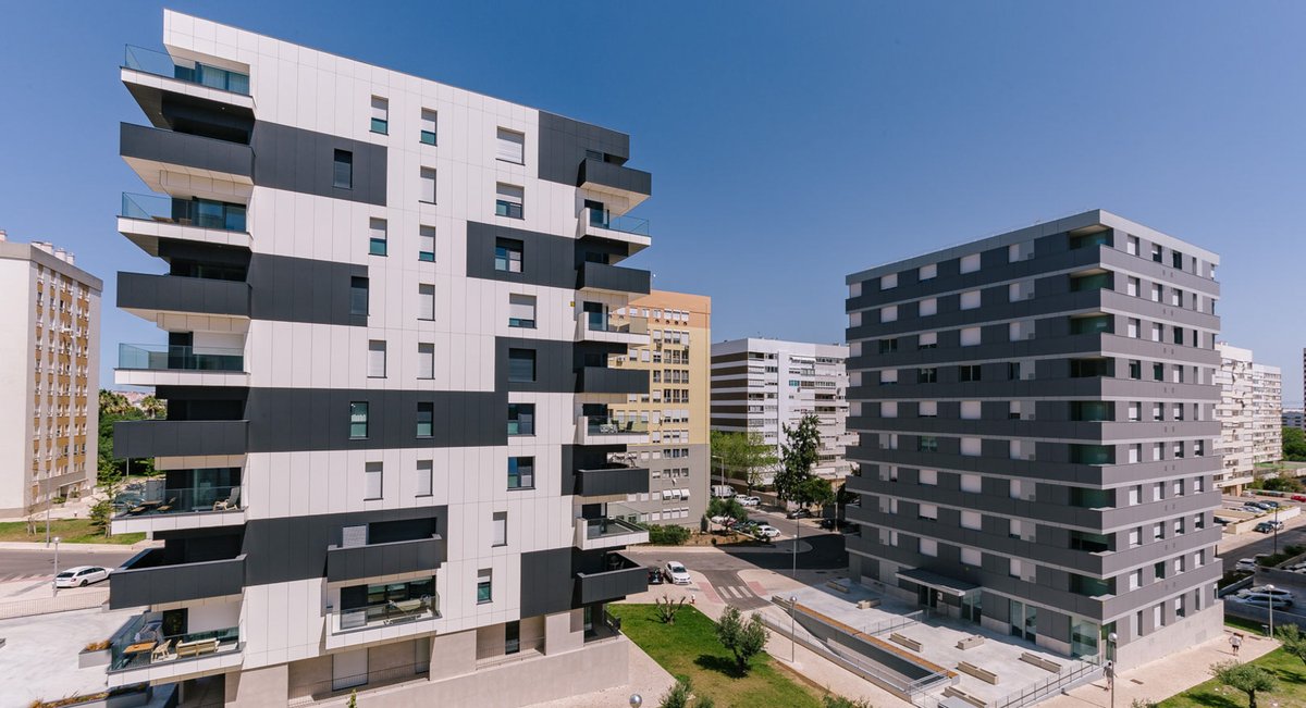 Nova Portela Venture x Névoa
More to see
👇
bit.ly/3v3xJAK

Empreendimento Nova Portela x Névoa
Mais aqui:
👇
bit.ly/3RyQX93

#jetclassgroup #interiorarchitecture #hospitalitydesign #hospitality #bespokefurniture #hospitalityinteriors #hospitalitydesigner