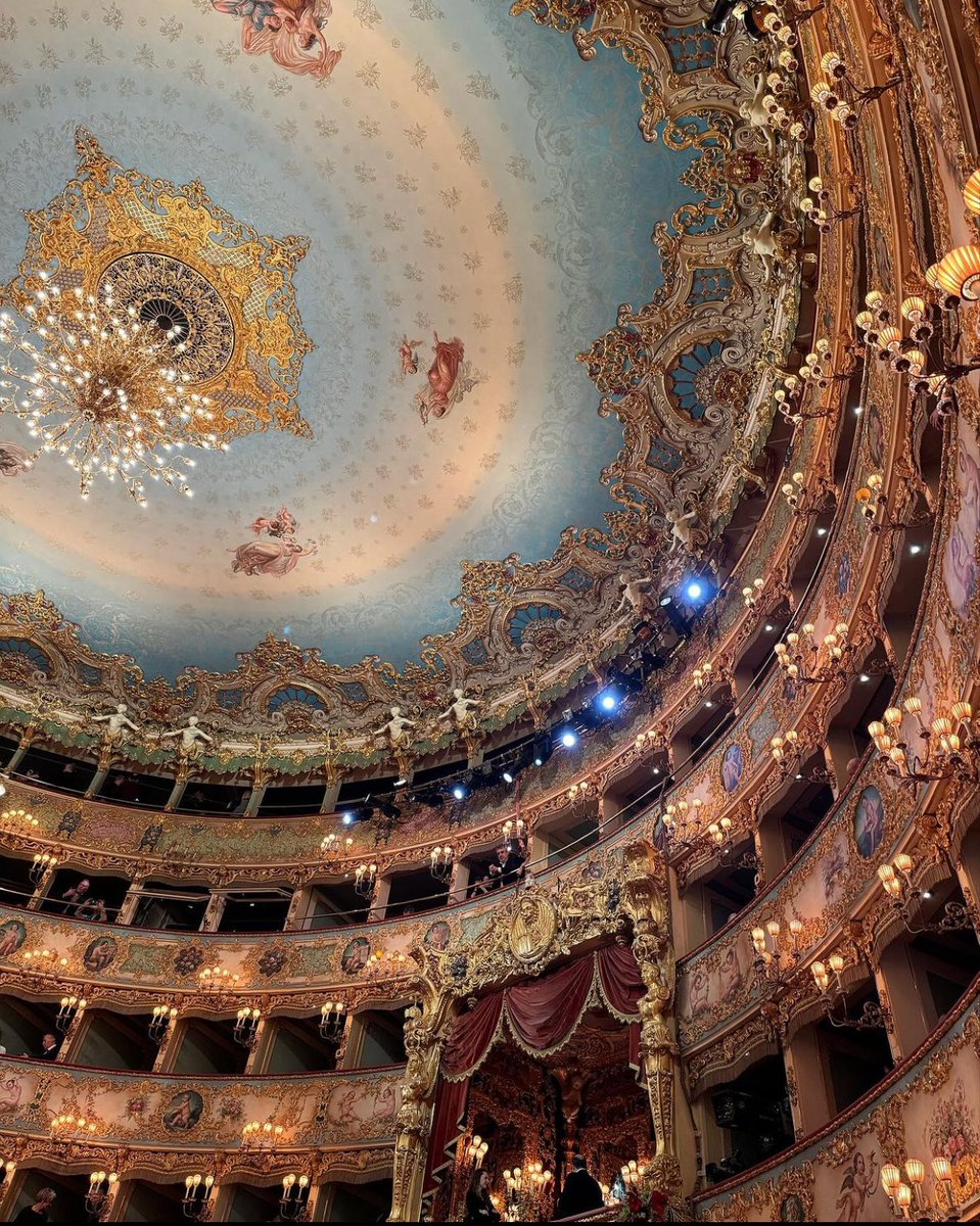 La Fenice Theatre 💎 - Venice, NYE Concert La Fenice, meaning 'The Phoenix”, built in 1792, it has faced several fires and rebuilds, hence its name. The current structure dates back to its reconstruction after a devastating fire in 1836. The architecture is neoclassical and…