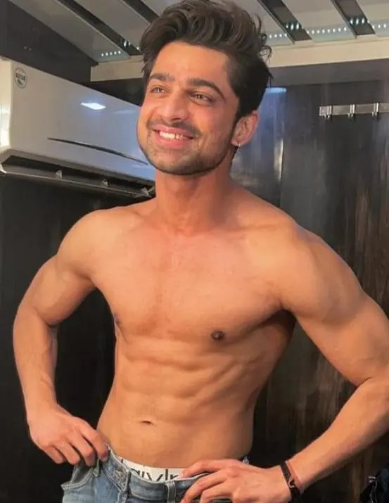 Awdarsh18's tweet image. Jeetega Toh #AbhishekKumar𓃵  🏆

Where are you #AbhishekAvengers ? Show your power 💪❤️💫