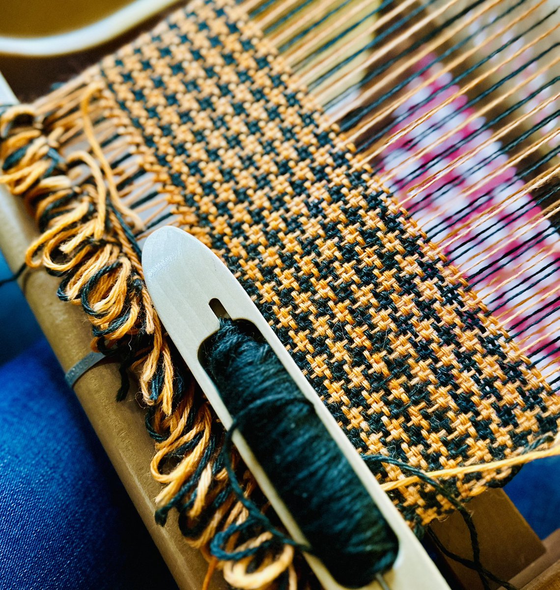 Hand-dyed orange and black makes for a striking combination in a houndstooth weave. This is in UK Alpaca, soft & wonderful to wear and because it’s natural, it’ll breathe. #traditionalcraft #naturalfibres #handmade #handcrafted #MHHSBD #ukalpacainspiration