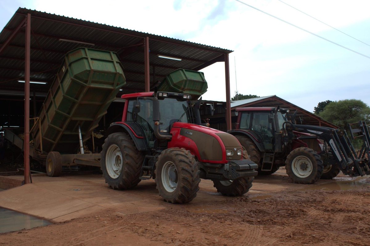 Só oes jy sukses... en aartappels met 'n spannetjie Valtra-trekkers. 
Van die T191 wat alles begin het tot die nuutste N155-model , is hierdie trekker die ruggraat van hul effektiewe boerdery. 

Lees die volle artikel: valtrac.co.za/waar-valtra-we…
#ValtraKwaliteit  #BoerMetValtra