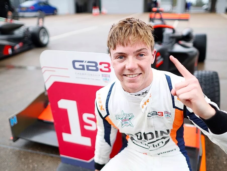 An exciting season ahead for our driver Callum Voisin, as he makes the step up to FIA Formula 3 with <a href="/RodinCarlin/">Plan9</a> 🔥

He joins the <a href="/F1/">Formula 1</a> support race category, graduating from GB3 where he sealed championship honours in 2023. 

🔗 carlin.co.uk/news/callum-vo…