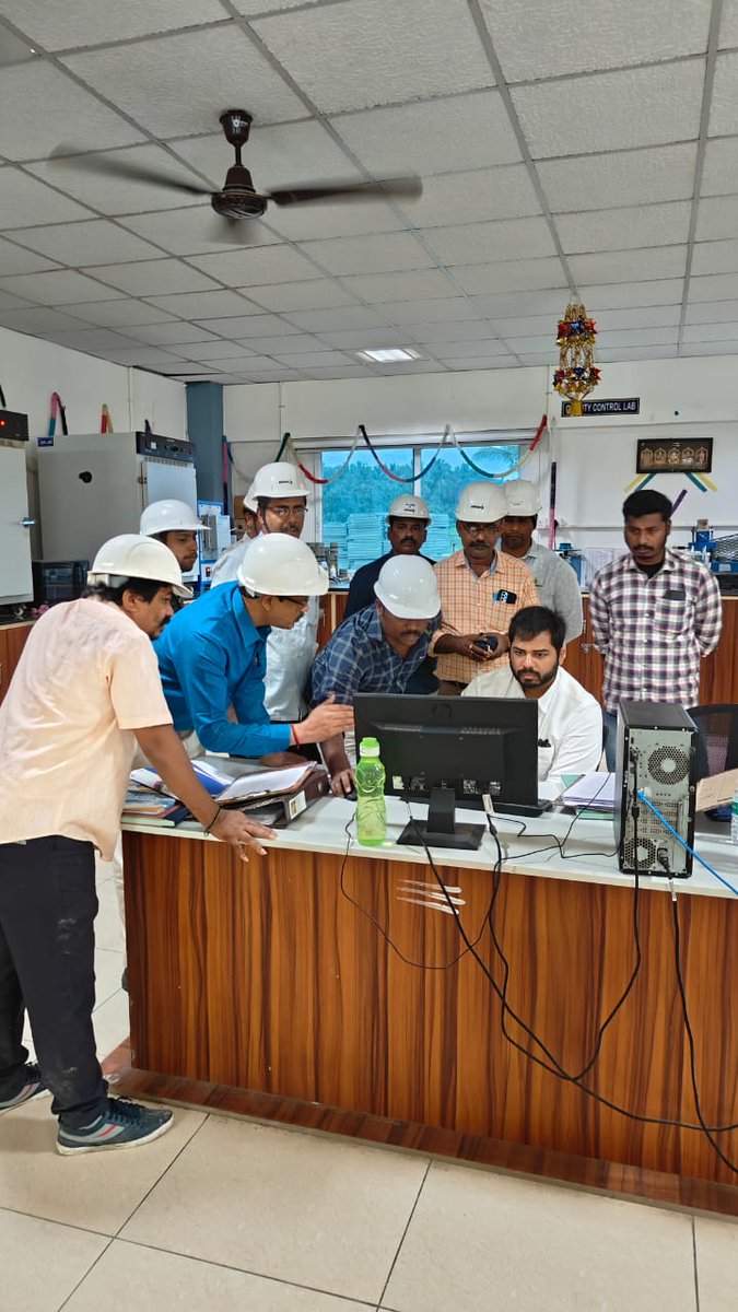 vkgaddam's tweet image. Spending a productive day at our #Vnext Board plant in Udumalpet, Tamil Nadu, and  meeting the wonderful team  - our company&apos;s backbone.

#vnextboards #udumalpetvisit #companyculture #EmployeeEngagement #teamworkgoals
