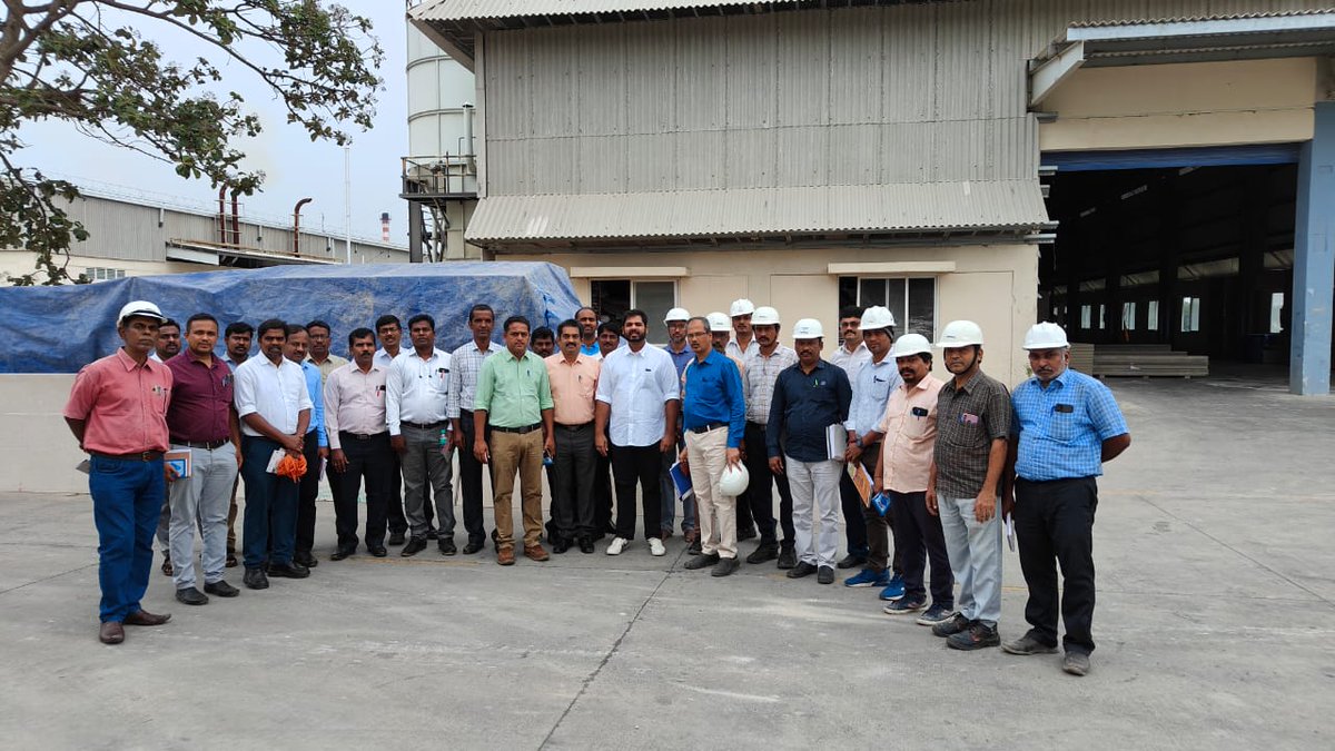 vkgaddam's tweet image. Spending a productive day at our #Vnext Board plant in Udumalpet, Tamil Nadu, and  meeting the wonderful team  - our company&apos;s backbone.

#vnextboards #udumalpetvisit #companyculture #EmployeeEngagement #teamworkgoals