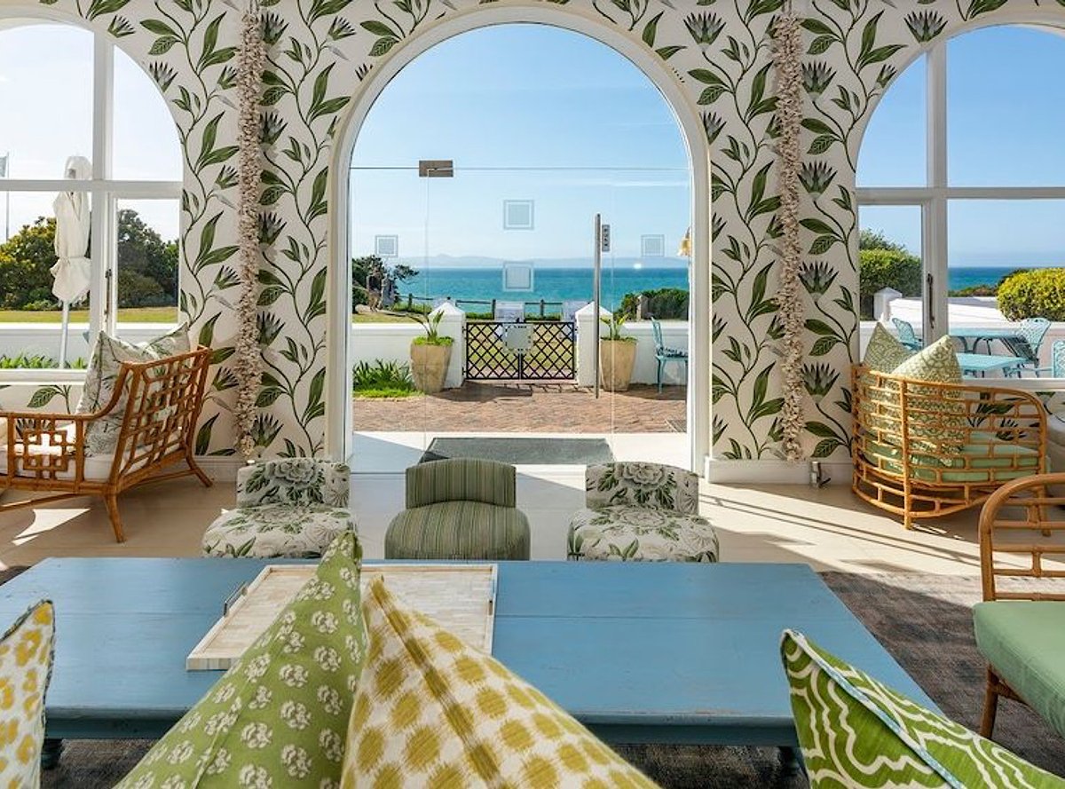 A new year calls for new rituals, like sitting down to a relaxing afternoon tea ...

Unwind at The Marine Hotel in Hermanus while catching up with friends over tea and dainty treats restaurants.co.za/origins-at-the…

<a href="/McGrathHotels/">The Liz McGrath Collection</a> <a href="/fivestarprza/">FIVESTAR PR</a> #Hermanus #smallluxuryhotels