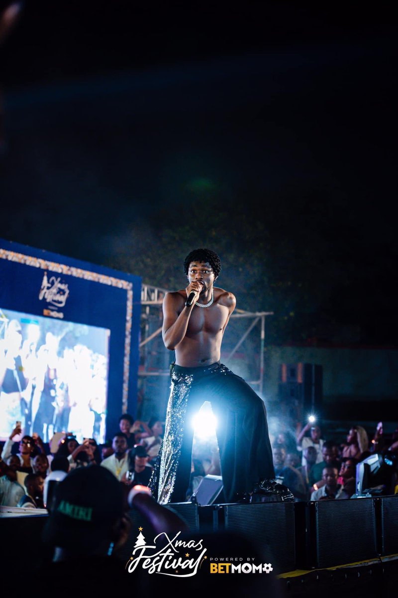 Xmass FEST tweet media