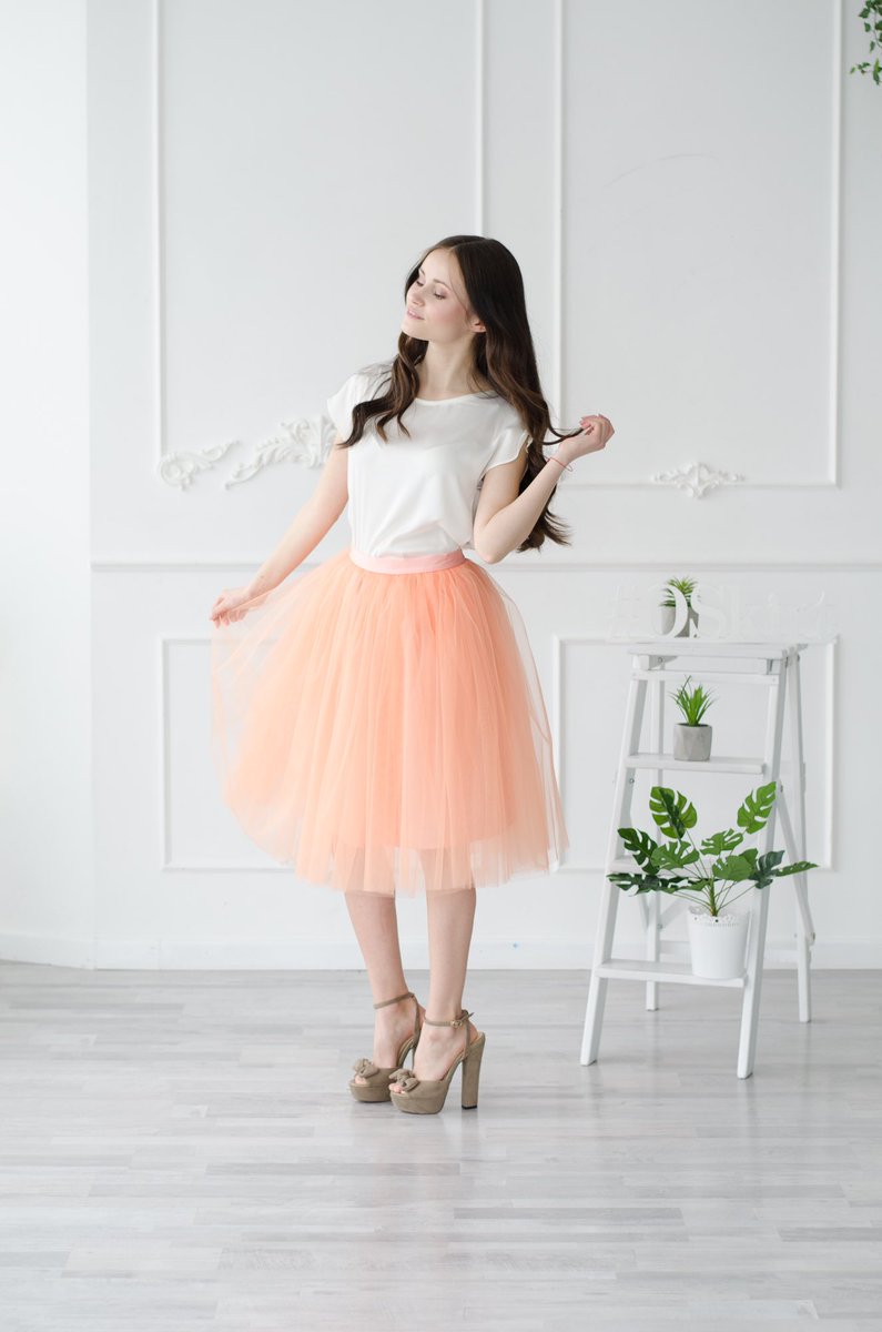 Фатинова спідниця в модному кольорі Pantone2024- Персиковий пух 🧡💛🧡
Класична довжина та 👍універсальний пояс на резинці - це завжди зручно! 
Пошиємо спідницю за твоїм розміром. 
#O_skirt 
Viber +380964545606
<a href="/Oligotte_/">Oligotte</a>