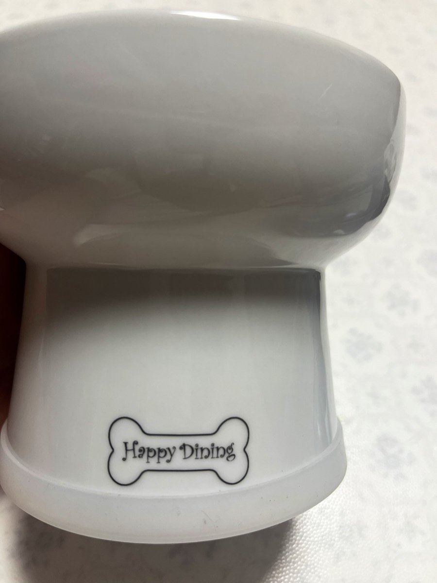 JYXxFFP04VA5hqI's tweet photo. ＃HappyDining 🦴✨

ごはん用のお皿を貰ったよ🐕💕

※六花の誕生日に .. たくさん方からのお祝いの✨メッセージ🍰✨本当にありがとうございました😊✨

＃柴犬 ＃優しい言葉に感謝を ✨ https://t.co/MLWizVVX9J