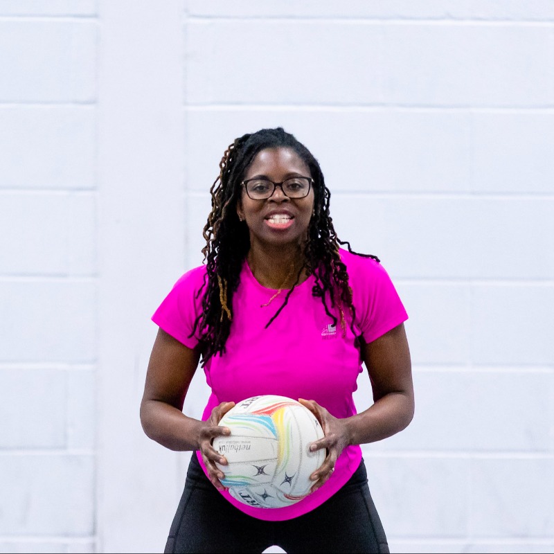 EnglandNetball's tweet photo. Looking for – or know someone who's looking for – a new activity for 2024? 🤔 

🏐 Whether you’re motivated by fitness, the social side or mental wellbeing benefits, we’re here for Her!

Here's how you can play netball in a way that suits you ⬇️