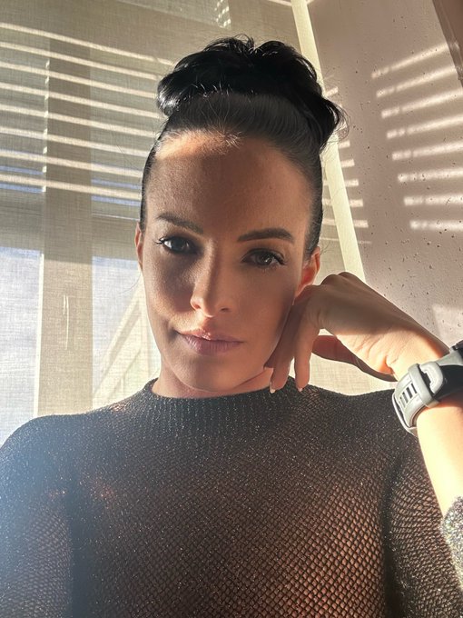 Back in my boots 👢 🔥😈🔥 at #derfemdom @HerrinAriadne - wishing you a great start into the new year! 🍾🥂<a href="/tag/derfemdom"class="tags">#derfemdom</a><a class="tags" target="_blank" title="On Twitter" href="/?out=eyJ0eXAiOiJKV1QiLCJhbGciOiJIUzUxMiJ9.eyJpYXQiOjE3MjA4MTEyMDIsImlzcyI6InR3cG9ybnN0YXJzLmNvbSIsIm5iZiI6MTcyMDgxMTIwMiwiZXhwIjoxNzUyMzQ3MjAyLCJyZWRpcmVjdF91cmwiOiJodHRwczovL3R3aXR0ZXIuY29tL0hlcnJpbkFyaWFkbmUifQ.Np8utTVyqcDmz35YiwDS5DyKG4xD4KFq-UQy9S97qqgOOgImrQunY_HrsiMc5sEOBRGEr9ZOPIUEnu0HjHkJQA">@HerrinAriadne</a>