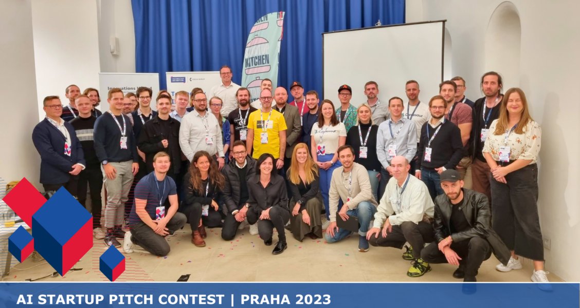 TomCironis's tweet photo. End-of-the-2023 reflection at @StartupEvaluat1. We hosted 5 events #StartupGrilling, #StartupCinema, #PitchmasMiracle, #DumplingsHack in 🇹🇼 and CommodityNight in🏴
Created 10 podcasts, 13 blog articles, sending a newsletter (7k subscribers), and more here https://t.co/698ZNDq1SK https://t.co/9modf7ch5t