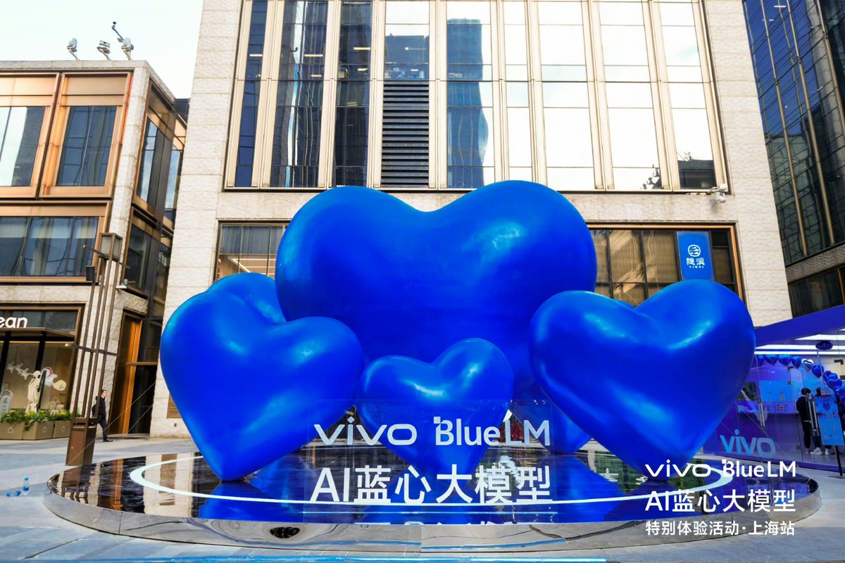 fabrizio_degni's tweet photo. #VIVO is sharing moments of the 2024 countdown in #Shanghai 👌
#blueai #ai #originos4 https://t.co/TDUsPFfRfu