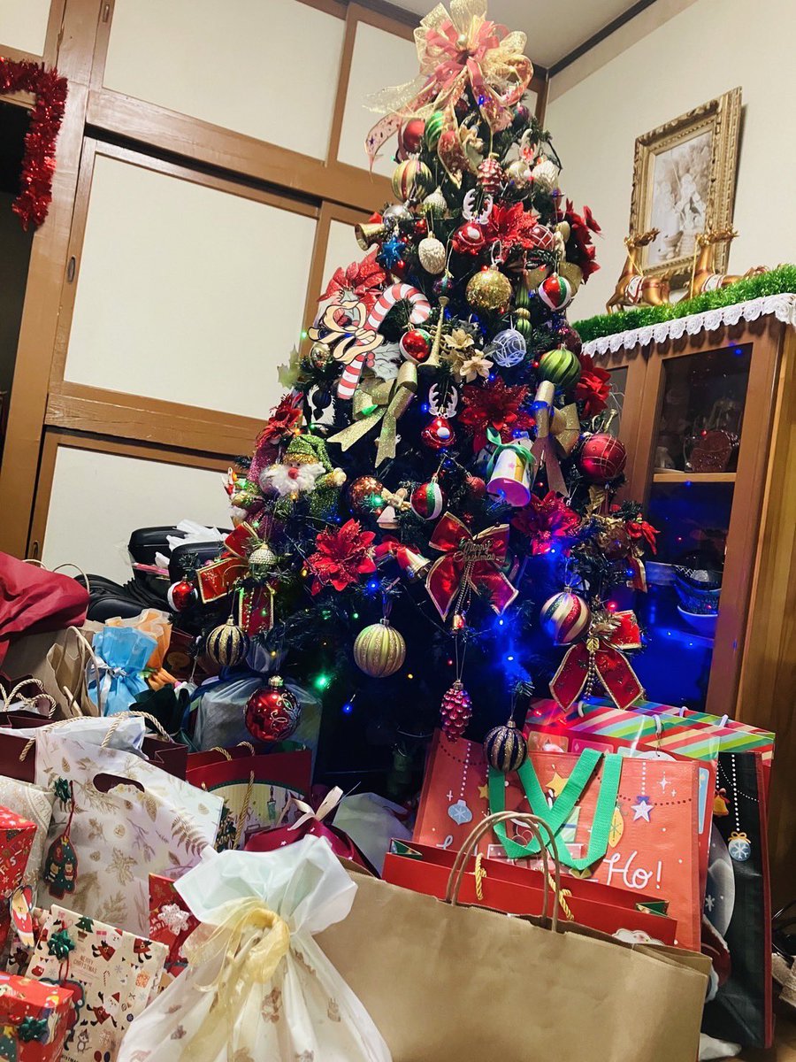 実家にてクリスマス会

子供も大喜びでした