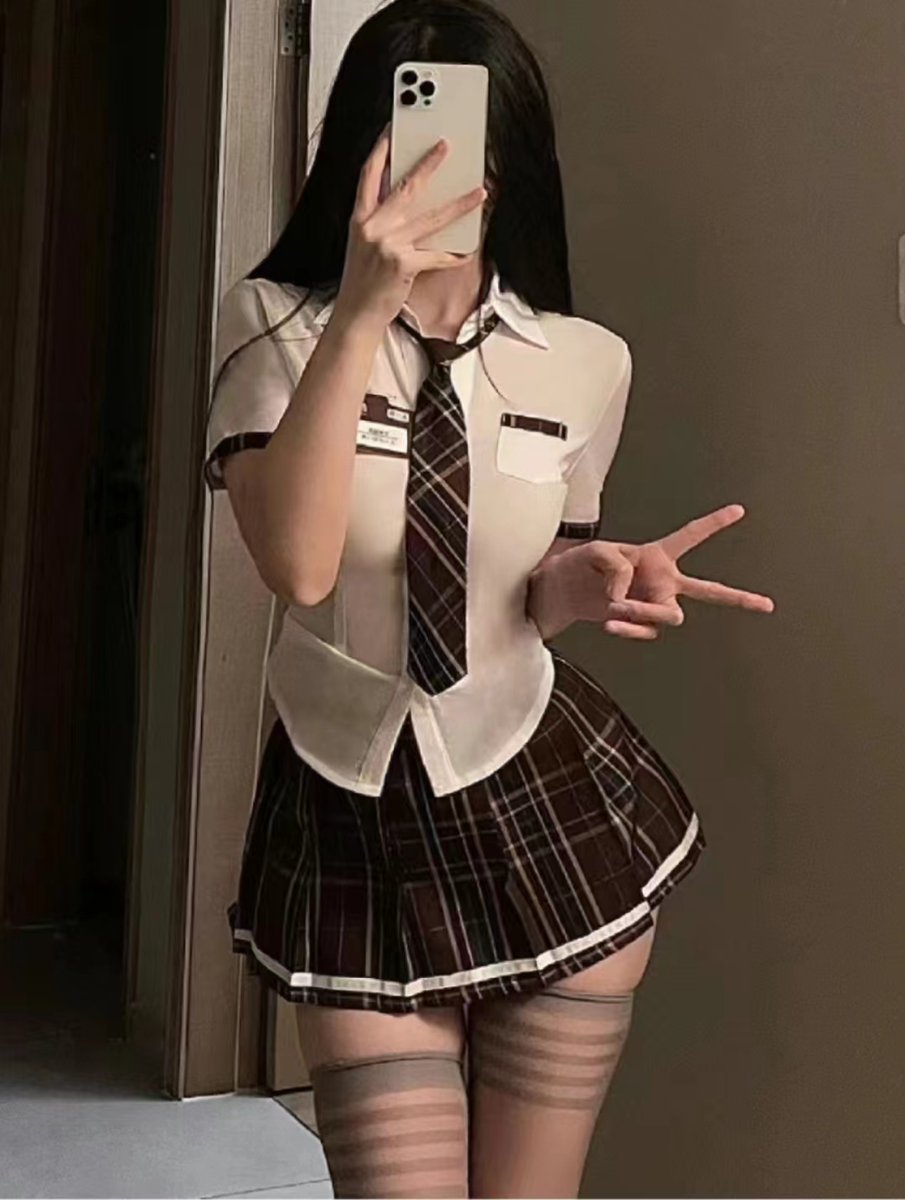 ZAldhawi's tweet photo. 该怎么得到你，麻袋还是甜言蜜语
#��州女仆 #杭州资源 #杭州陪玩
#杭州线下 #大学生 https://t.co/rjsOqeM8dn