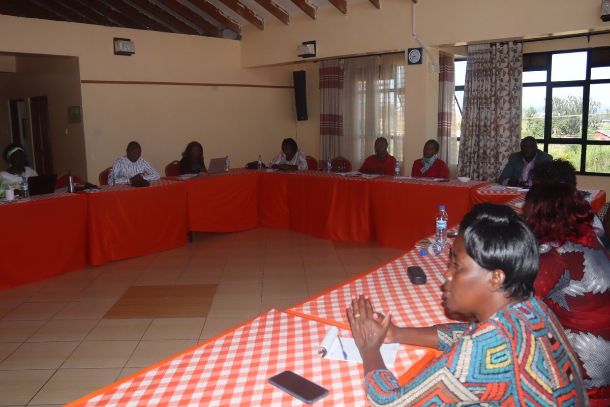 pfps_kenya's tweet photo. @pfps_kenya with support from @UNDPKenya and @SwedeninKE ,is holding a validation workshop on the baseline survey in 22 counties purposed to identify and profile detailed case studies on the role of women and local women's organisations in peacebuilding.
#WomenEmpowerment https://t.co/5bCGbBhiJE