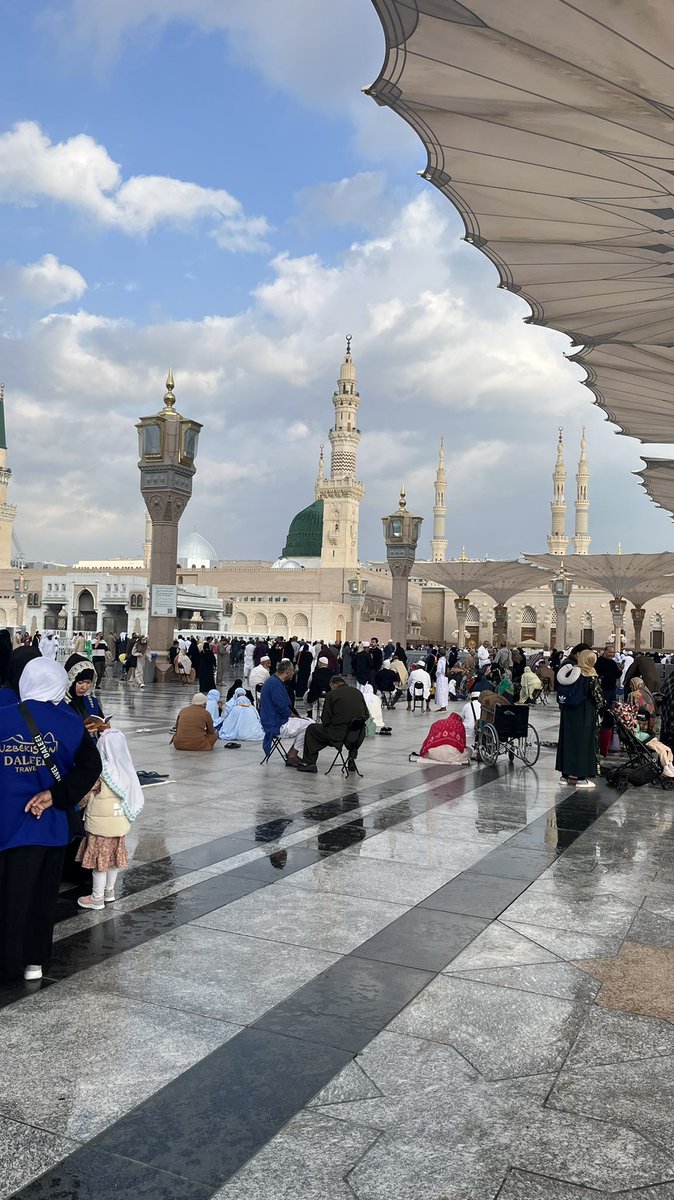 Rem91_'s tweet photo. الحمدلله الذي أذن لي بزيارة نبية محمد صلى الله عليه وسلم 🤲🏻 https://t.co/U4PBaYjf22