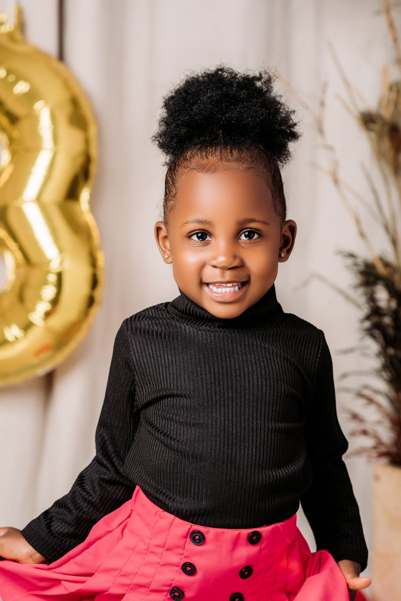 ZedShots_ug's tweet photo. Cheers to leveling up! Happy good one!
...
..
.

#birthday #headshots #potrait #uganda #zedshots #smile #life #love #potraitphotography # #birthdaygirl #picoftheday📷 #pictures #highspeedsync #offcameraflash #viral #trends #nigerian #birthdaygirl #makeup #perfect #fashionstyle https://t.co/6gweAoKCdK