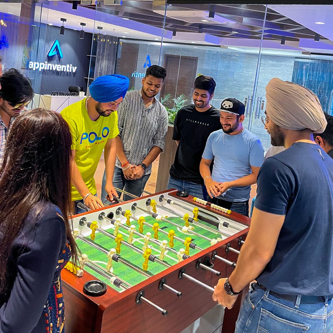 Appinventiv's tweet image. A quick #foosball #game is always a good #idea to clear our minds and trigger #colleagues by #winning three times in a row

What do you think?

#games #fun #workplace #workculture #tbt #thursdayvibe #work #Gametime #appinventor #appinventiv