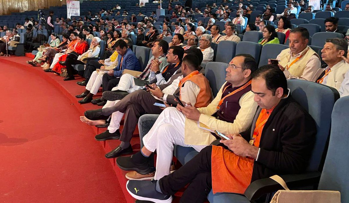 Thiru. M. Karunanithi (Advocate &amp; Member, Law Commission of India) delivering the keynote address on the topic “Criminal Law Reforms” during the fourth session of the National Council Meeting, 2023 of <a href="/AdhivaktaP/">Akhil Bharatiya Adhivakta Parishad</a> in Guwahati, Assam.
#ABAP