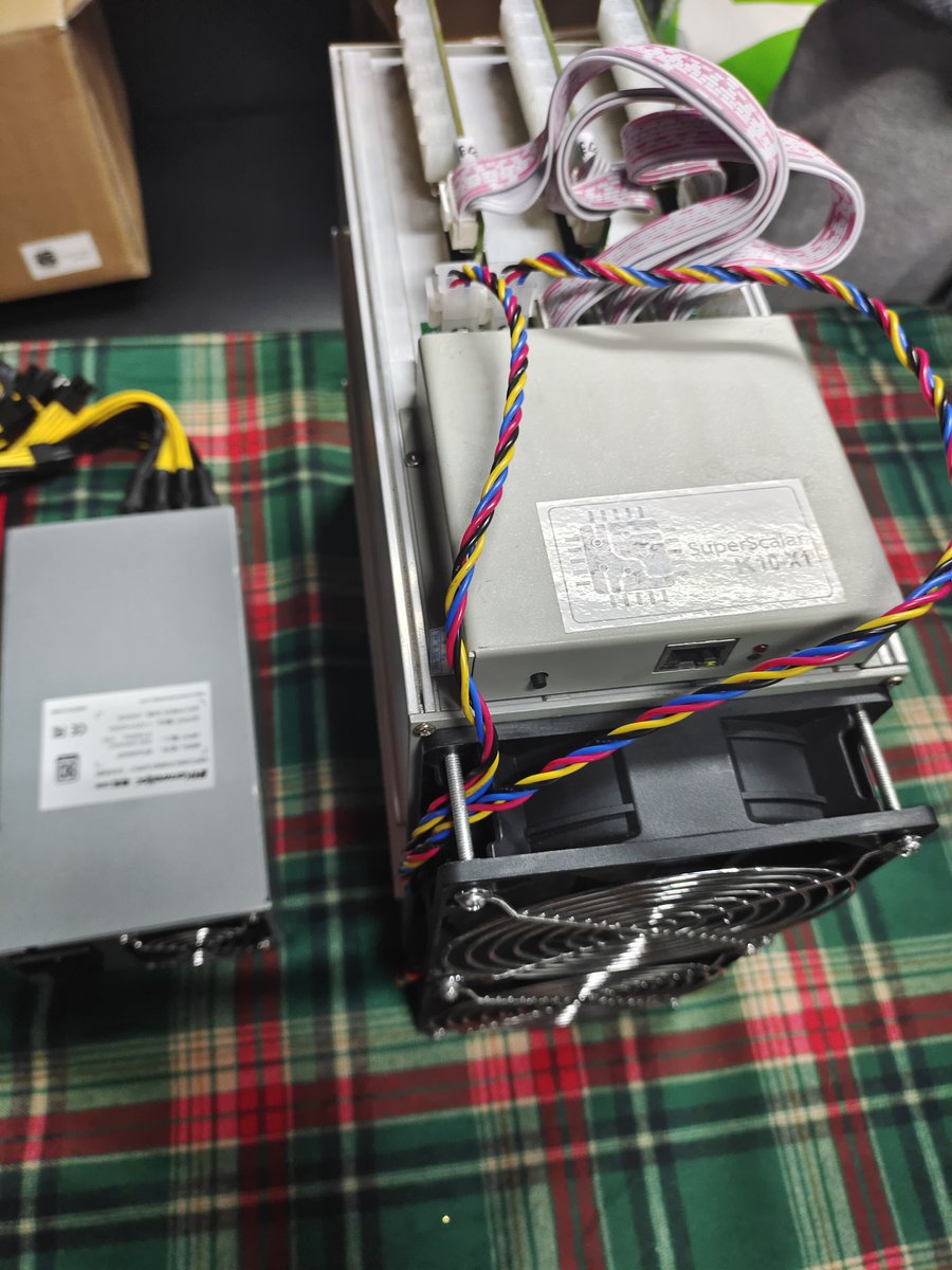 nicolashanghai's tweet photo. 🔥 Superscalar K10 FPGA 🔥
#fpga #alph #kls #iron #aleo #rxd #radiant #ironfish #karlsen #alephium #asicresistance #asicresistent #k10 #superscalar #superscalark10 https://t.co/MwygsO86AV
