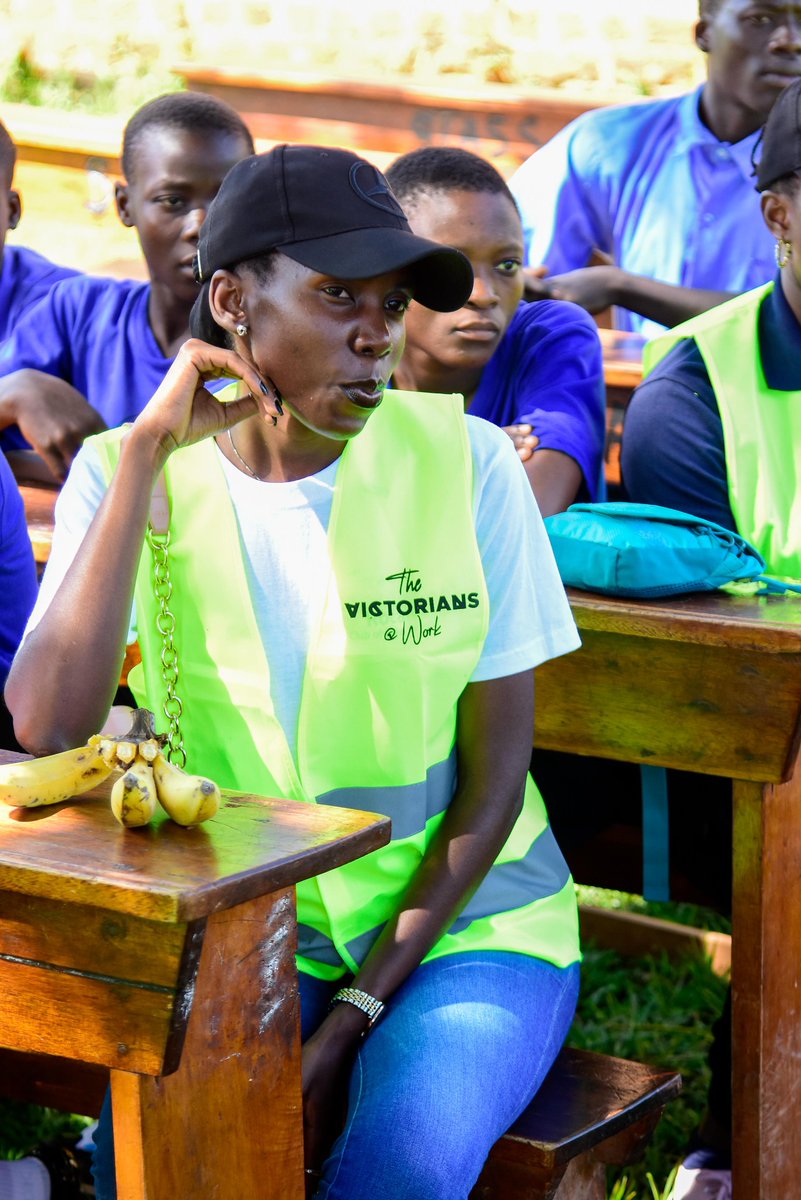 RotaryMedia256's tweet photo. Thrilled to be a mentor with Rotaract, guiding students in our community school towards a brighter future! Join us in making a positive impact. #RotaractLove https://t.co/nsnnmSH8gN