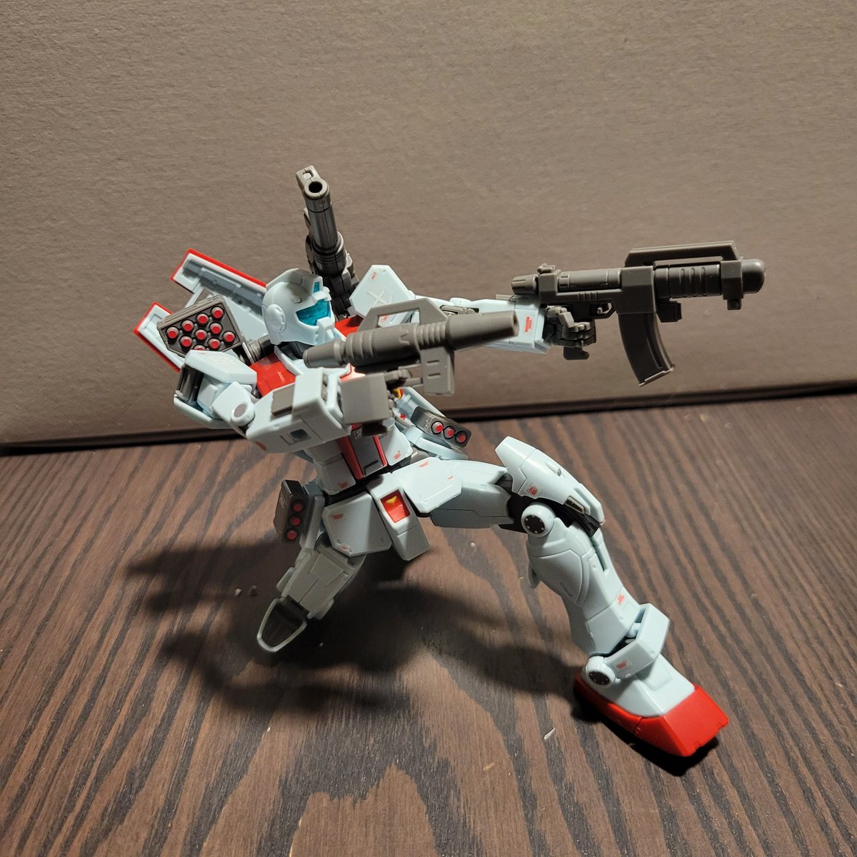 Quo but Gundam tweet media