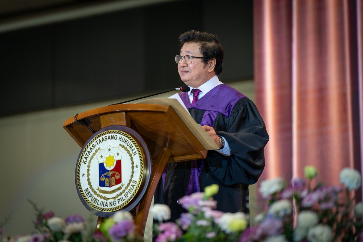 SCPh_PIO's tweet photo. Justice Hernando to New Lawyers: The Law Should Not Adjust to You
READ: https://t.co/cG64W2Z7bl
#Bar2023
#WeCanDoIt
#HernanDoIt
#HernanDidItWell https://t.co/iRT8ZloimU