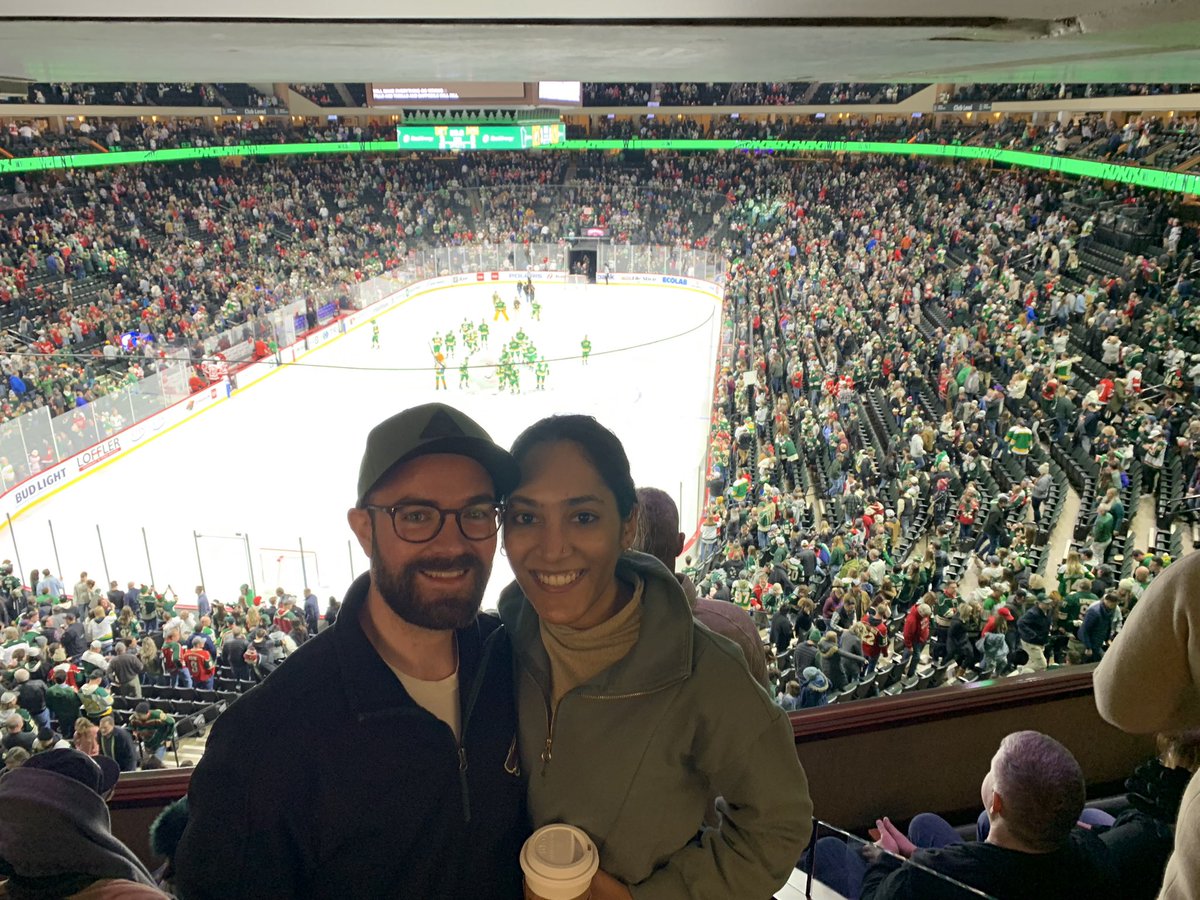 ConnorECH's tweet photo. Half off Papa John’s 🚨🚨 #WildWin #Shout https://t.co/17KcV5UKEJ