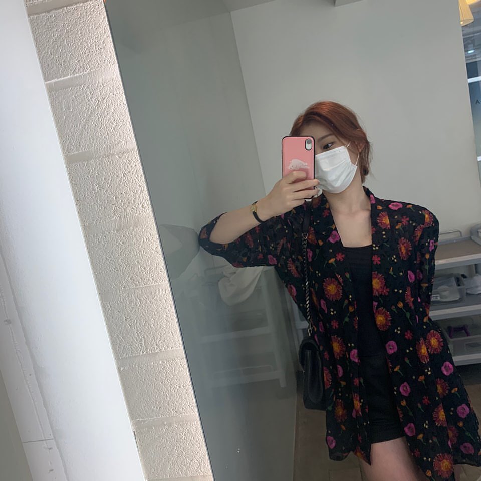 Pyxidis_twt's tweet photo. Solo las bonitas asistimos hoy al #𝙻aguฅུ⃨𝐝e𝐛u𝕥 y es que yo me moría de ganas de ver a @itgirls_mp3 en especial a esta princesa con su #S𝑂𝕃𝑂·𐚱·𝑓lor𝕚stʼ𝓈 el cual ya ansiaba mucho por escuchar.

ฅ^•ﻌ•^ฅ Ꮍou𝚝i𝑓u𝑙 ⛧ Ꭻi𝚗nie ◌ . ࣪ 🌻   ˒ https://t.co/gHArUEZf1N
