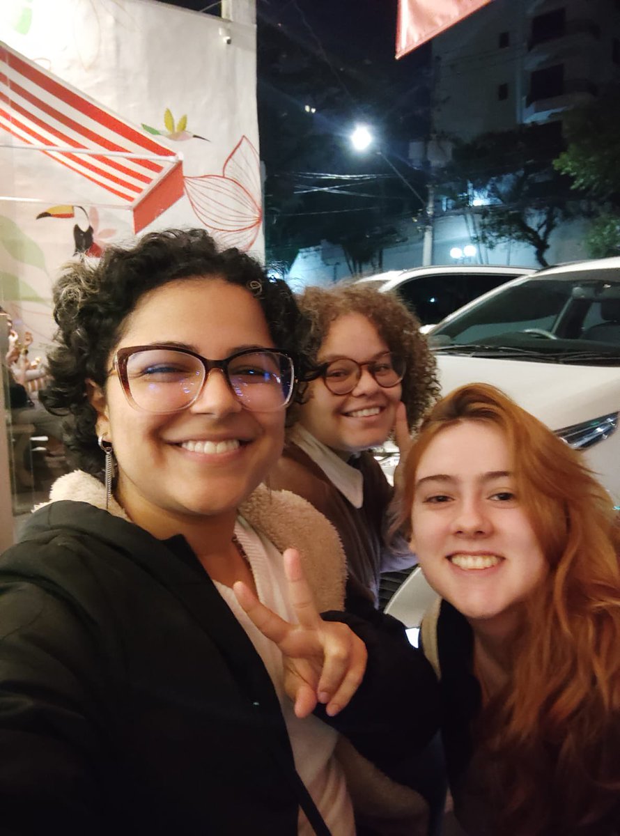 stbodagus's tweet photo. hj é niver do meu top pessoas favoritas
maria eu amo o quão vc eh chatonilda e a melhor pessoa do mundo ao msm tempo
agradeço tds os dias de ter te conhecido e de vc ter passado 5 meses na casa na primeira vez que nos vimos irl
te amo pra caralho
agora silêncio.. @asiulrodrigues https://t.co/i5mt3YHAEo