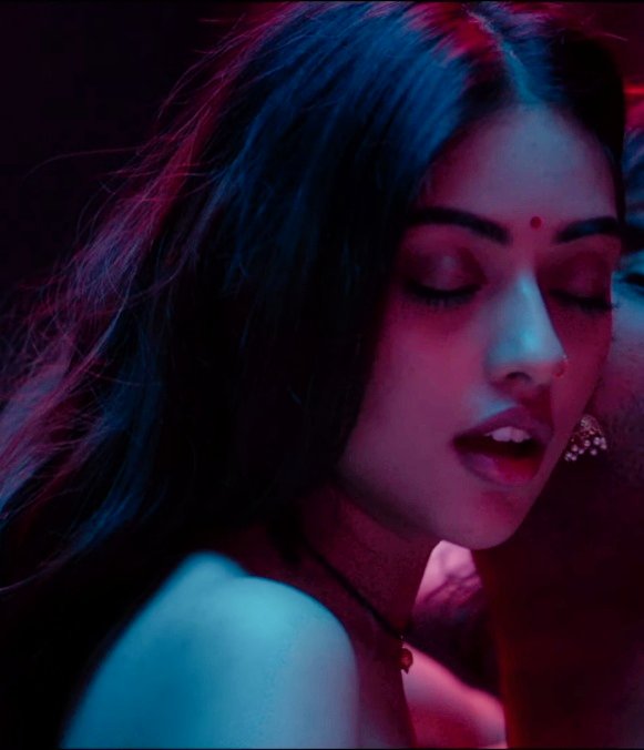 GCaIiwLWIAAaur0?format=jpg&name=small