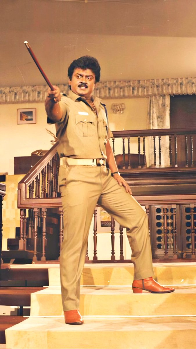 Pkpremoff1's tweet photo. We miss you Captain 💔
May his Soul Rest in Peace
#Captain #Vijayakanth 🙏🙏 https://t.co/PNQrCXg3pN
