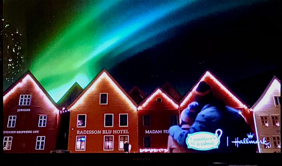 And of course, the NorthernLights. Perfection.
#MyNorwegianHoliday
#CountdownToChristmas
#HallmarkChristmas