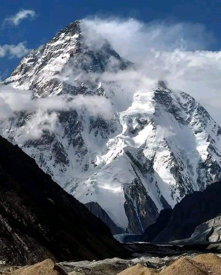nabeehashim's tweet photo. Good morning mountains lovers from the Heart of karakoram mountains Pakistan
#k2 #asgariuecret #StarAcademy
#visitinpakistan
#舞台が見えなすぎる客席選手権 https://t.co/lE9SiTsReW