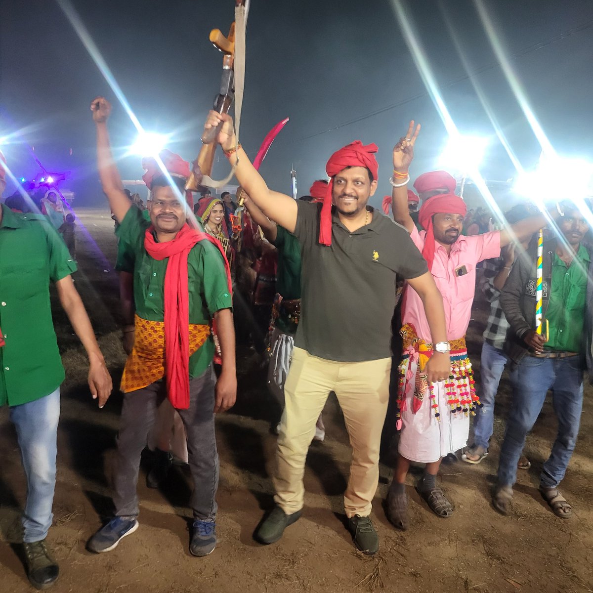 After 100years we Adivasi Rathwa started our puja ..gaam shai.. 
<a href="/RahulGandhi/">Rahul Gandhi</a> <a href="/srinivasiyc/">Srinivas BV</a> <a href="/sarvodayasangam/">Sarvodaya Sangam</a> <a href="/INCIndia/">Congress</a> <a href="/BeingMR_/">Kanhaiya Kumar</a> <a href="/INCSandesh/">INC Sandesh</a>