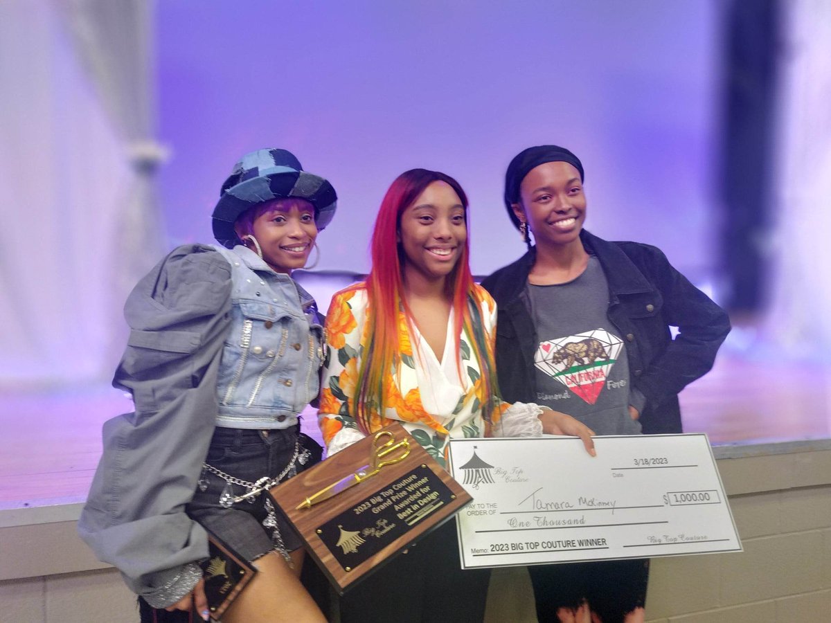 Seam Stress🧵 tweet media